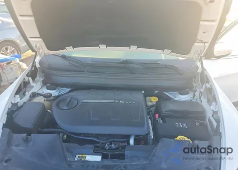 2016 Jeep Cherokee Limited z USA, uszkodzony, nr VIN 1C4PJMDS4GW198961